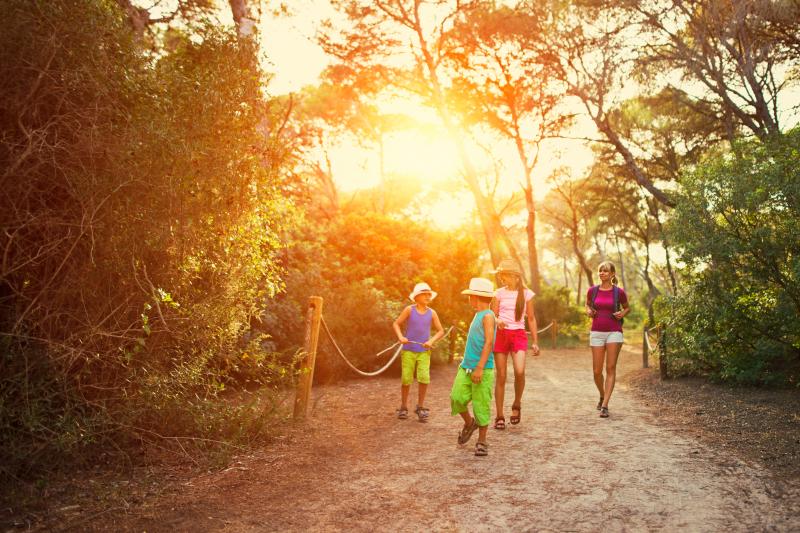 Familie im Mallorca-Urlaub