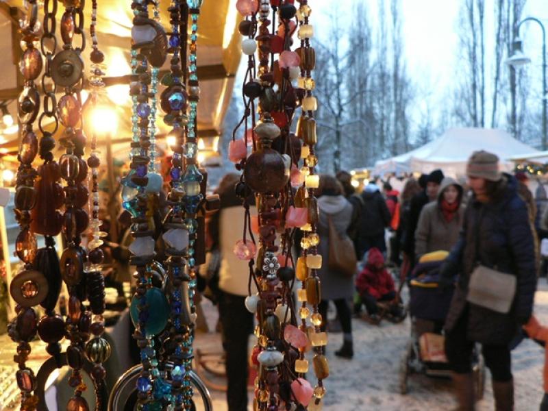 Öko-Weihnachtsmarkt am Kollwitzplatz