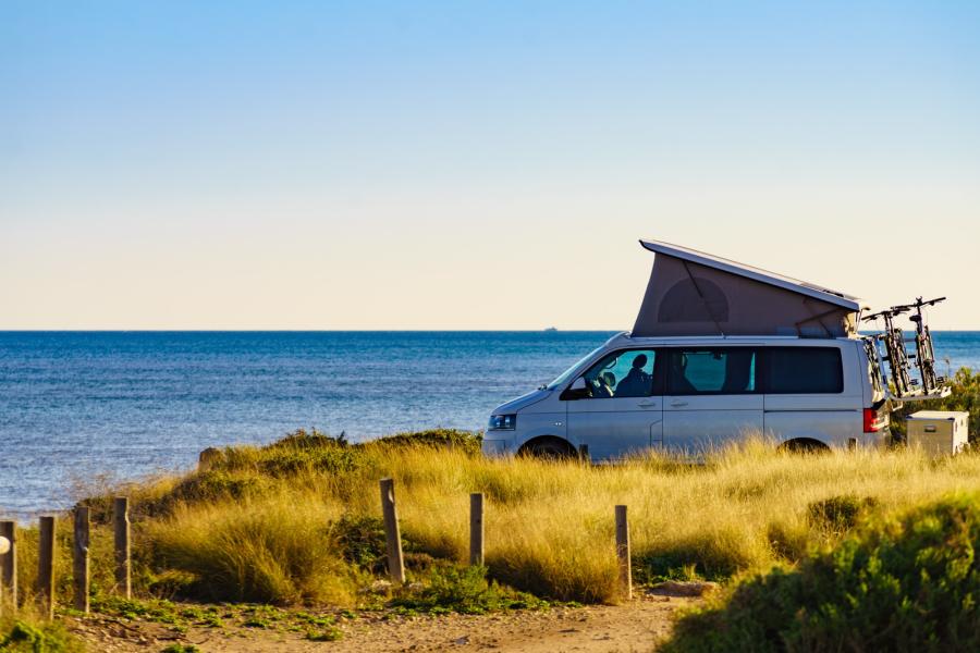 Campervan am Meer
