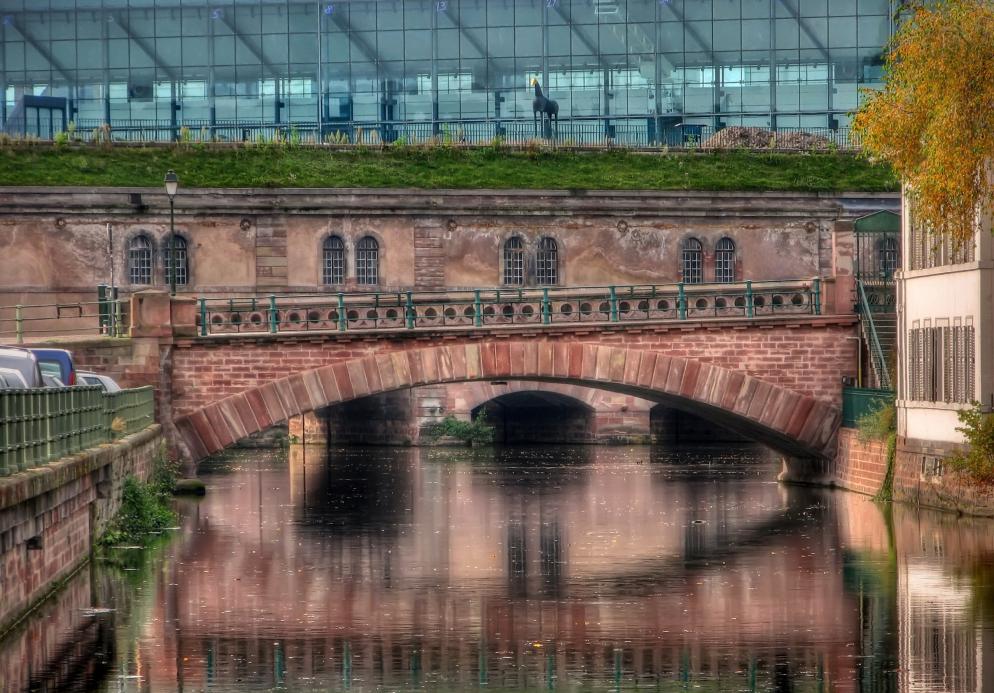 Musée d’Art moderne et contemporain de Strasbourg - Straßburg Musée d’Art moderne et contemporain de Strasbourg Straßburg