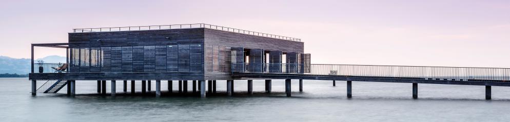 Oesterreich-Vorarlberg-Lochau-Bodensee-Pfahlbau-Emotion