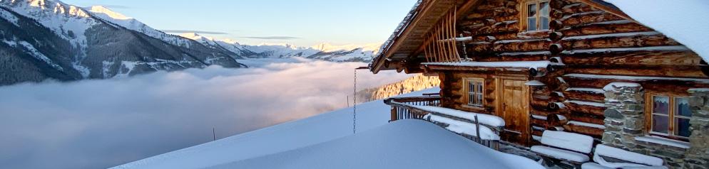 Österreich-Saalbach-Hütte-Schnee-Emotion