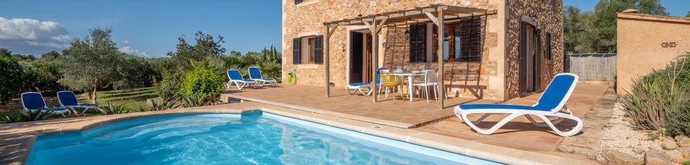 Ferienhaus mit Privatpool 