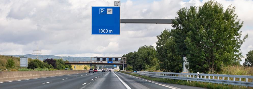 Autobahn, Schild, Parkplatz, Rastplatz