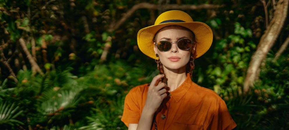 Dschungel_Frau_Bluse