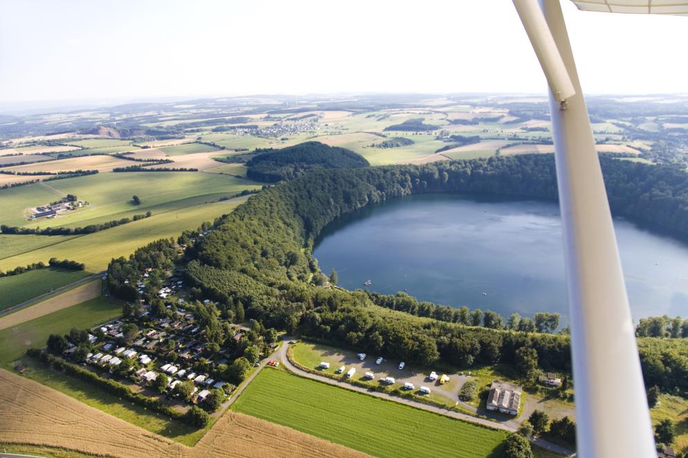 Vulkankratersee von oben