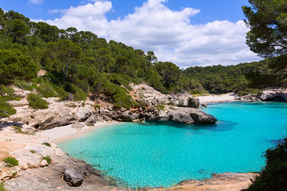 Spanien: Menorca - Cala Mitjana - Strand