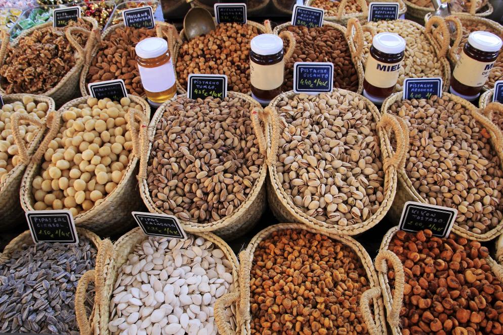 Spanien: Mallorca - Markt mi Nüssen