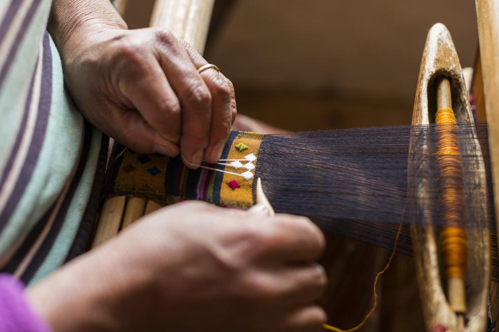 Bhutan Weben Frau