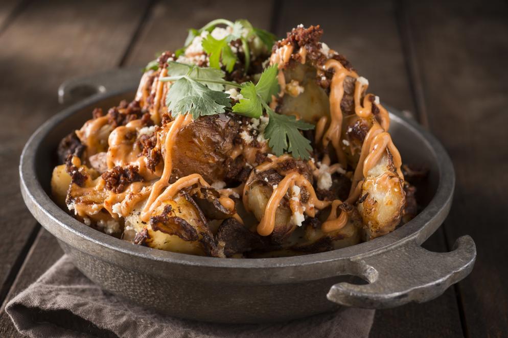 Tapas: Patatas bravas - Kartoffeln - Soße