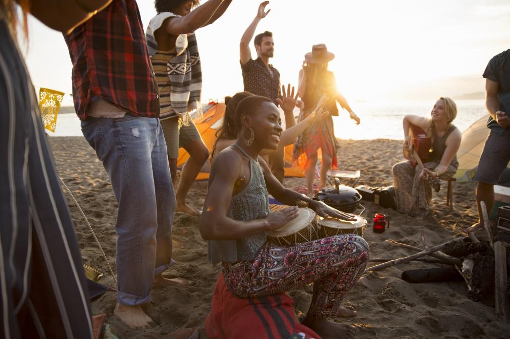 Ibiza: Strand - Party - Trommeln