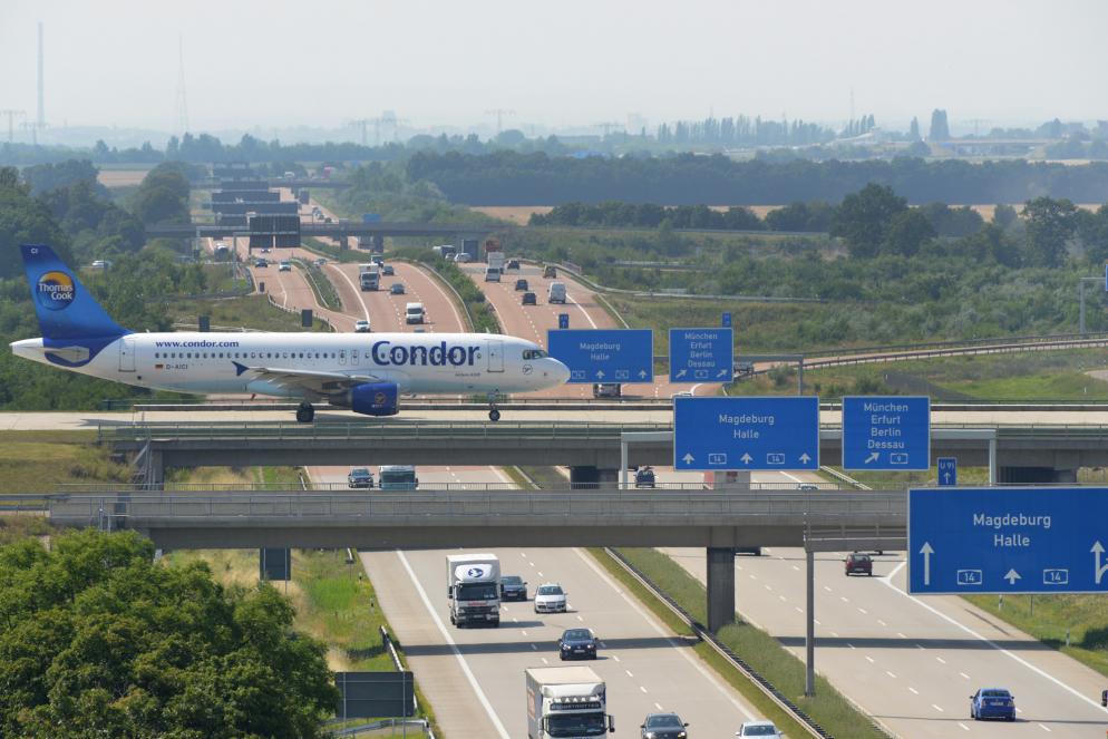 Rollbrücke - Flughafen Leipzig Rollbrücke Flughafen Leipzig