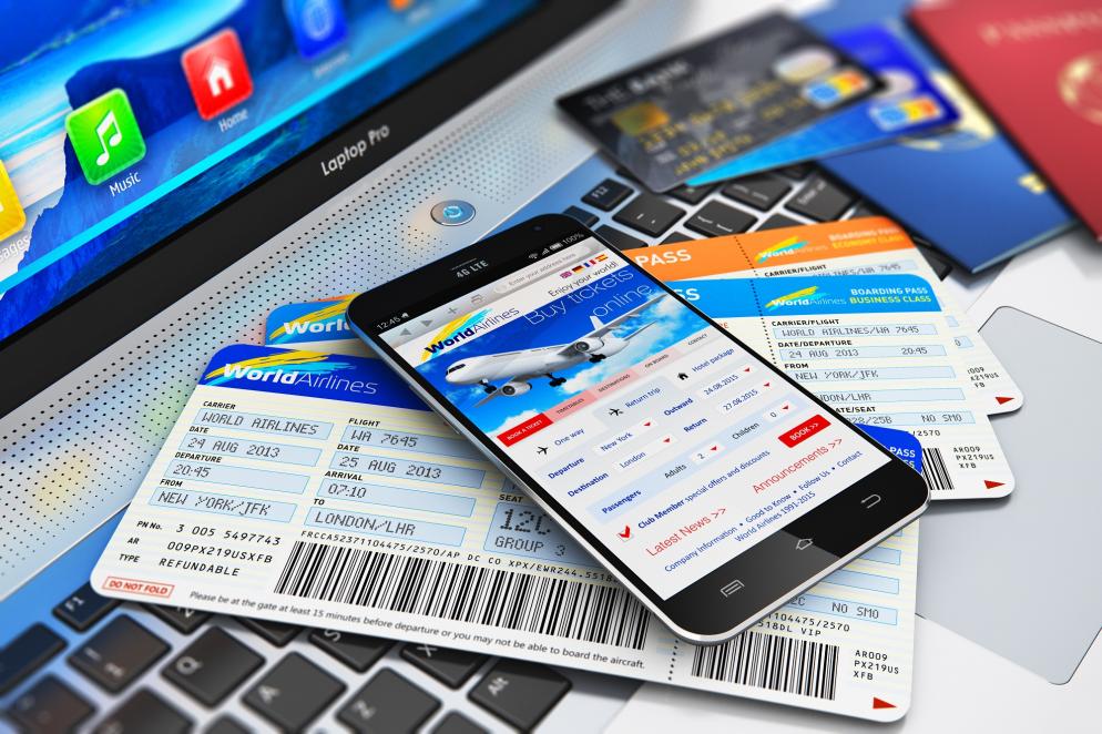 Flugtickets - Boardingpass - Smartphone - Laptop
