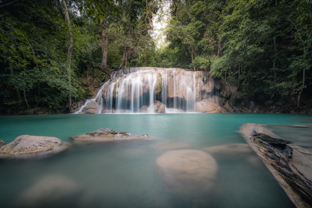 Erawan Nationalpark Wasserfall - Kanchanaburi Erawan Nationalpark Wasserfall Kanchanaburi