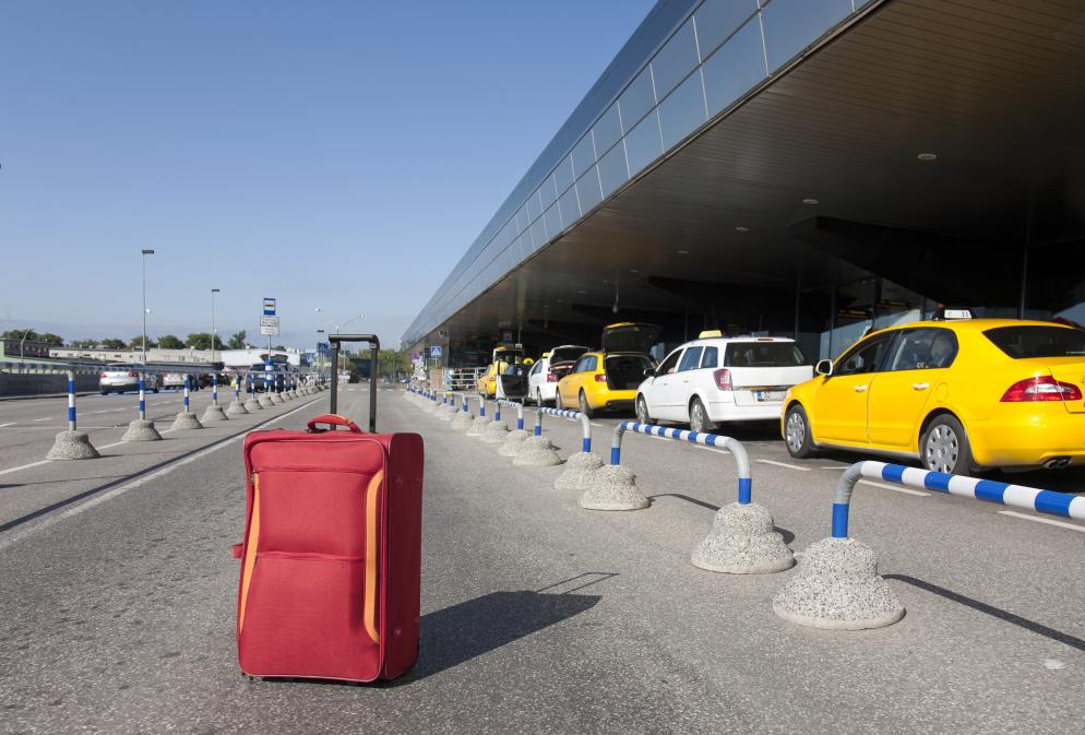 Taxi,Flughafen,Koffer
