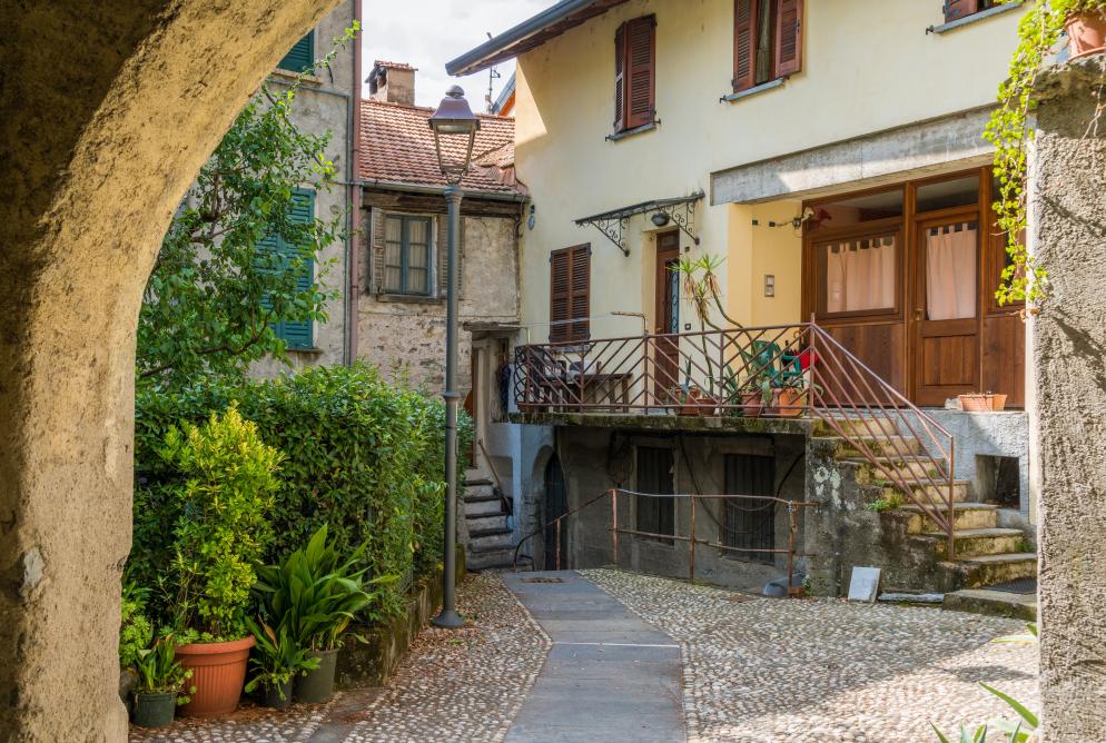 Laglio Aostatal & Piemont & Lombardei